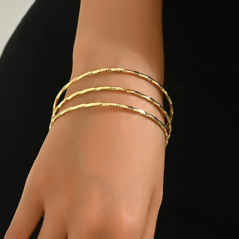 Bracciale Rigido in Lega Placcato Oro 18K Minimalista Fashion OL da Donna Geometrico Sfaccettato Gioielli Multistrato
