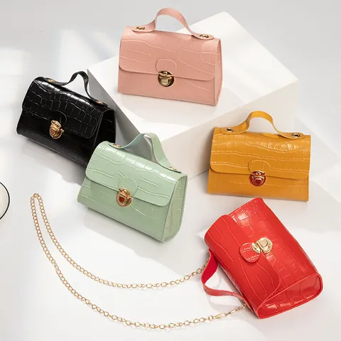 Women Crocodile Pattern Small Square Bag PU Leather Chain Shoulder Crossbody Handbag With Gold Lock Fashion Casual Bag