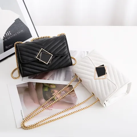 Women Quilted Chevron Crossbody Bag With Metal Chain Strap Tassel Decoration Square Buckle Elegant Fashion Shoulder Bag Handbag