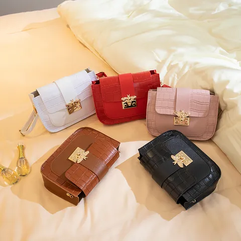 Borsa a Tracolla da Donna in Pelle PU con Motivo a Coccodrillo Piccola Borsa a Spalla Quadrata Con Fibbia ad Ape in Metallo Moda