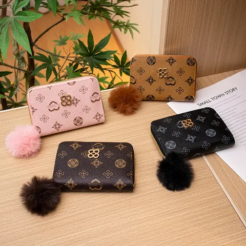 Mini Portamonete da Donna in Pelle PU con Monogramma e Ciondolo a Pompon Portacarte Vintage con Cerniera Portafoglio Piccolo con Stampa Floreale Regalo