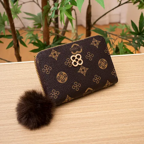 Mini Portamonete da Donna in Pelle PU con Monogramma e Ciondolo a Pompon Portacarte Vintage con Cerniera Portafoglio Piccolo con Stampa Floreale Regalo