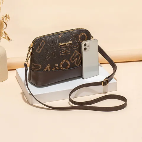 Sac Coquille Vintage pour Femmes Monogramme Couleur Contrastée en Cuir PU Bandoulière Mode Quincaillerie Dorée pour Dames