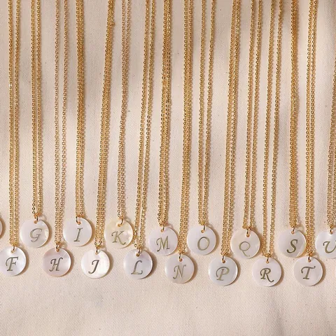 18K Gold Plated Brass Initial Letter Pendant Necklace With Mother Of Artificial Pearl Shell Round Disc For Women Minimalist Jewelry