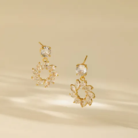 18K Gold Plated Copper Zirconia Flower Wreath Feather C Shape Earrings For Women Elegant Fashion Wedding Party Jewelry Gift