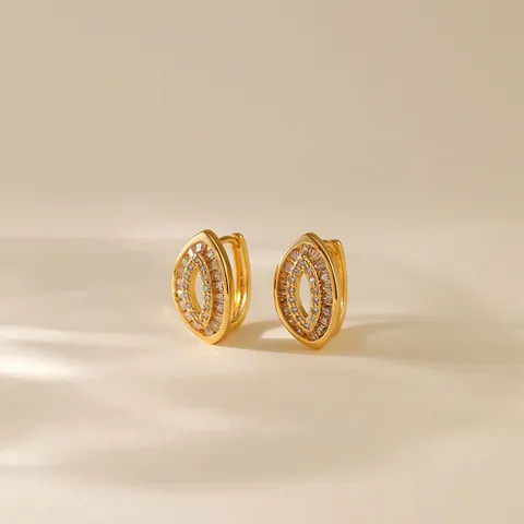 18K Gold Plated Copper Zirconia Huggie Earrings Irregular Oval Marquise Shape Rhinestone Hoop Earrings For Women Jewelry