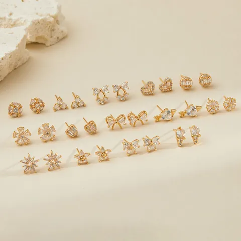 Elegant 18K Gold Plated Copper Zircon Stud Earrings Simple Floral Heart Bow Geometric Jewelry For Women Party Daily Wear Earrings