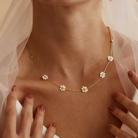 Elegant Copper Faux Pearl Necklace For Women Gold Plated Minimalist Clavicle Chain Light Luxury Party Wedding Jewelry