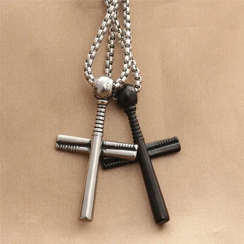 Collier Pendentif Croix Batte de Baseball en Acier Inoxydable pour Hommes Punk Rétro Sportif Chaîne Box Bijoux Cadeau Accessoire Masculin