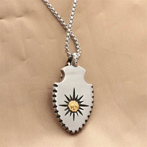 Vintage Titanium Steel Eagle Claw Shield Pendant Necklace For Men Retro Punk Ethnic Jewelry With Turquoise Sunburst Design