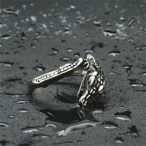 Anillo de Cabeza de Cocodrilo de Acero de Titanio 316 Vintage para Hombre Punk Gothic Animal Statement Ring Retro Plata Joyería Pulida