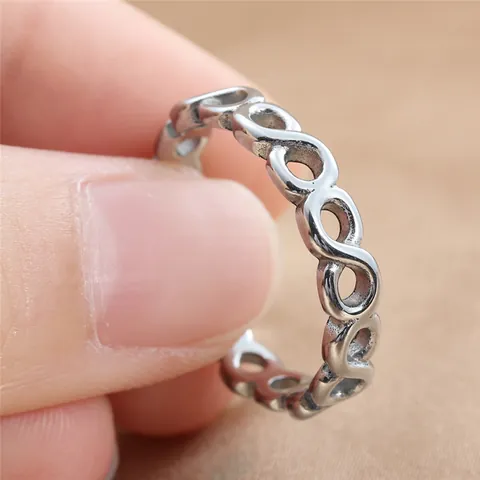 Vintage Punk Stainless Steel Infinity Ring For Men Women Hollow Out 316 Titanium Steel Geometric Weave Chain Band Ring Minimalist Jewelry Gift