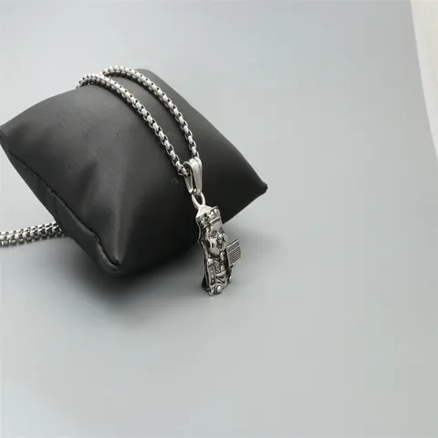 Collier Pendentif Caishen Dieu De La Richesse En Acier Inoxydable Vintage Avec Chaîne Boîte Bijoux Amulette Chanceuse Pour Hommes Et Femmes