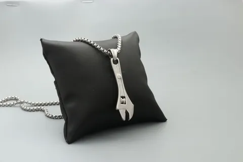 Industrial Wrench Pendant Necklace Titanium Steel Box Chain Vintage Mechanical Tool Jewelry For Men Women Couple Gift