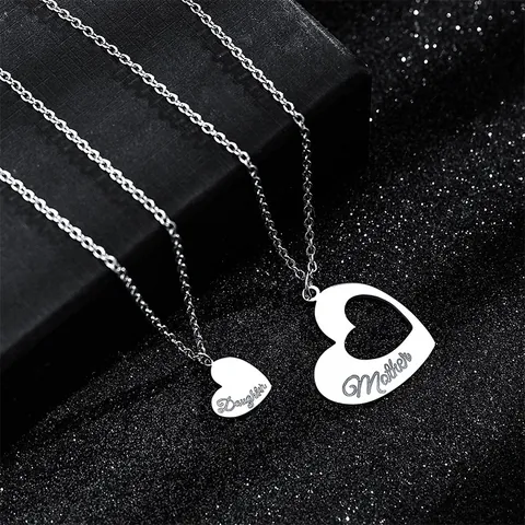 Collier Pendentif Cœur Mère Fille Ensemble en Acier Inoxydable Gravure de Lettres Mère Fille Couleur Argent Bijoux Cadeau