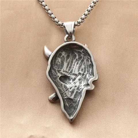 Vintage Punk Titanium Steel Ox Demon King Skull Pendant Necklace For Men Gothic Stainless Steel Devil Horn Pendant Jewelry Gift