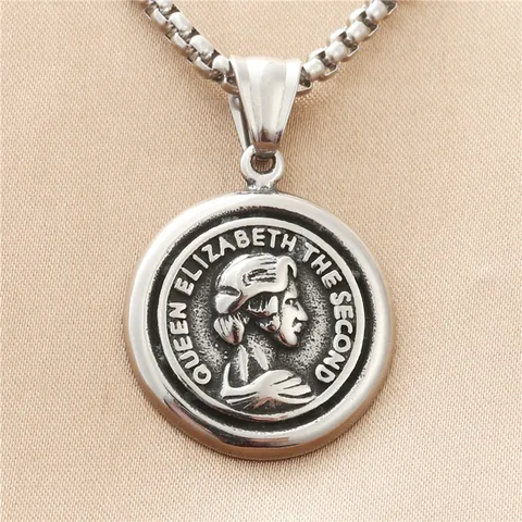 Retro Stainless Steel Queen Elizabeth II Coin Pendant Necklace Gold Silver Black Embossed Round Medallion Box Chain Jewelry