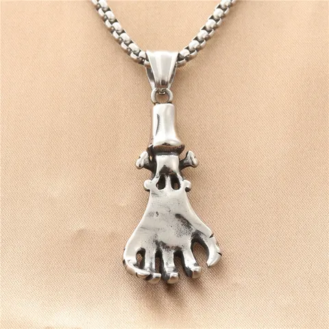 Vintage Titanium Steel Skull Hand Claw Pendant Necklace Gothic Punk Stainless Steel Biker Jewelry For Men Box Chain Necklace