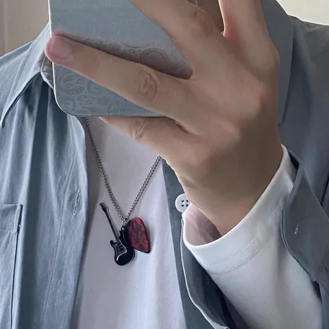 Punk Rock Guitar Pick Pendant Necklace Titanium Steel Hip Hop Jewelry For Men Women Electric Guitar Music Theme Box Chain Necklace