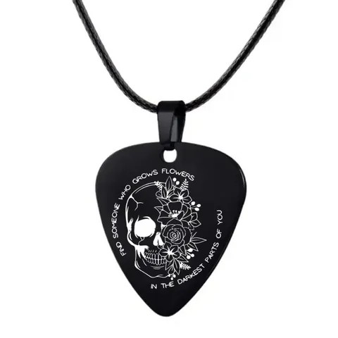 Collana con Ciondolo a Plettro in Acciaio Inossidabile Halloween Teschio Strega Gotico Rock Gioiello Regalo Uomo Donna