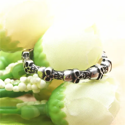 Vintage Skull Titanium Steel Ring Retro Punk Gothic Stainless Steel Band For Men Women Halloween Jewelry Finger Ring