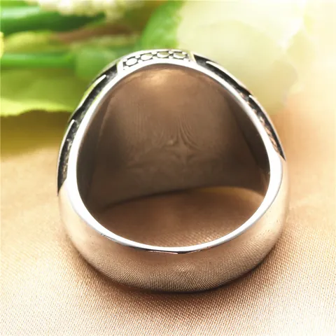 Vintage Lion Head Relief Stainless Steel Ring For Men Retro Punk Style Titanium Steel Animal Biker Ring Finger Jewelry