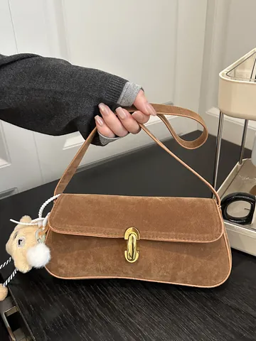 Damen Retro Mattiertes Wildleder Baguette Tasche Minimalistisch Achseltasche Schultertasche Mit Goldener Metallschnalle Und Bär Plüsch Anhänger