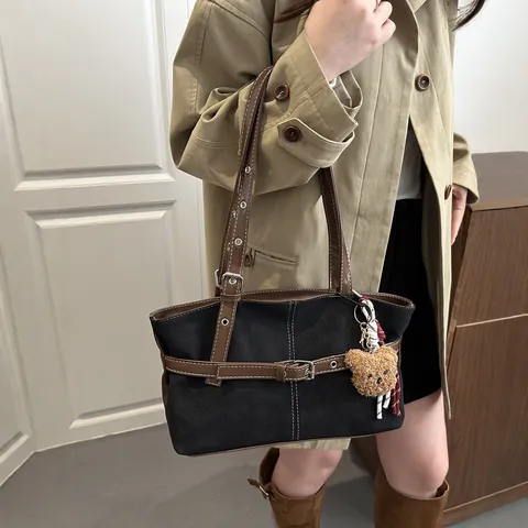 Vintage Wildlederimitat Segeltuch Tragetasche Für Damen Große Kapazität Schulter Achsel Handtasche Mit Bärenanhänger Pendeln