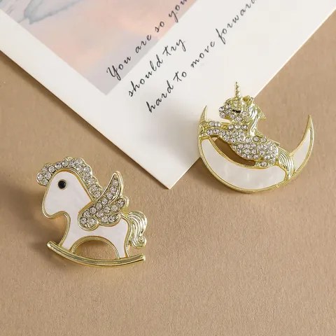 Exquisite Gold Zinc Alloy Rhinestone Brooch Pin Cute Rocking Horse Unicorn Moon Animal Brooch For Women Sweater Accessories Gift
