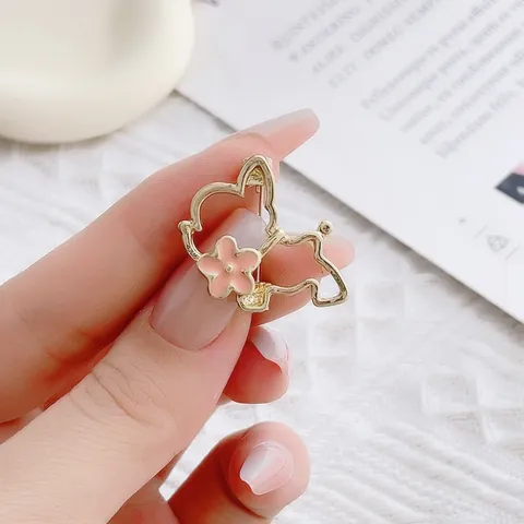 Lindo Broche de Animal Hueco Forma de Perro Gato Con Decoración de Flor Aleación de Zinc Esmalte Alfiler para Trajes Mujer