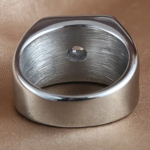 Anillo Punk de Acero Inoxidable de Titanio Para Mujer Tono Plateado Banda Ancha Gran Zirconia Redonda Engaste de Cuatro Garras Joyería Hip Hop Retro