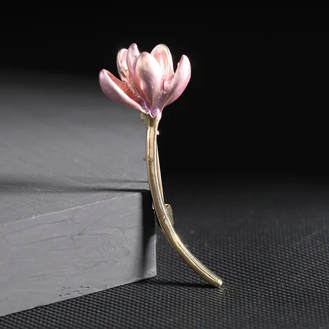 Chinese Style Pink Lotus Flower Brooch Pin Vintage Alloy Enamel Magnolia Floral Brooch For Women Elegant Jewelry Gift