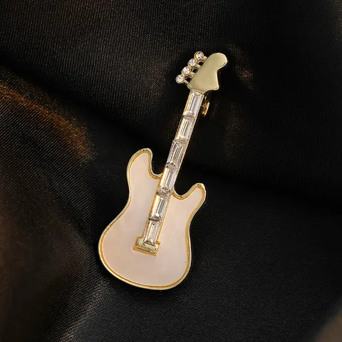 Spilla Vintage in Lega di Zinco a Forma di Chitarra Elettrica Con Intarsio in Conchiglia di Abalone Zircone Accessorio Artistico