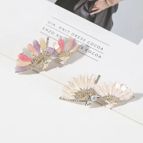 Elegant Alloy Fan Shaped Hair Clip For Women Colorful Cat Eye Stone Rhinestone Bowknot Artificial Pearl Spring Clip Hair Accessories