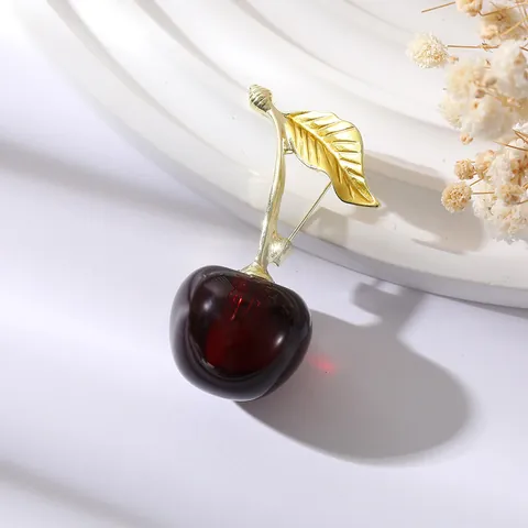 Sweet Red Cherry Fruit Brooch Pin Alloy Gold Plated Leaf Resin Cherry Corsage For Women Suit Dress Wedding Party Jewelry