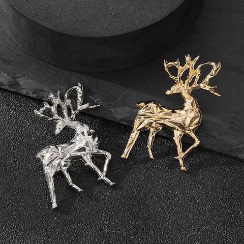 Vintage Zinc Alloy Elk Deer Head Brooch Pin For Men Women Electroplated Geometric Animal Jewelry Gift For Christmas Party