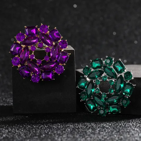 Vintage Luxurious Zinc Alloy Crystal Rhinestone Flower Brooch Geometric Glass Corset Pin For Women Wedding Banquet Jewelry