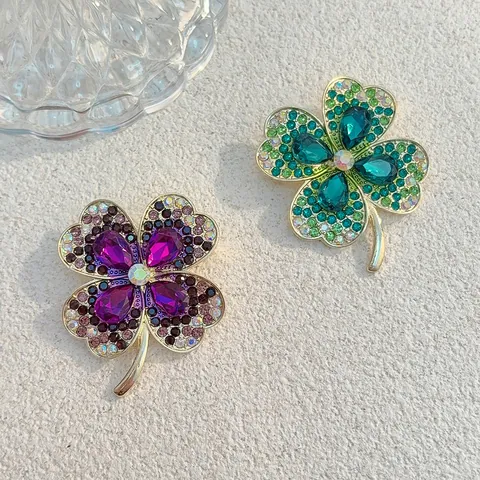 Elegant Zinc Alloy Crystal Four Leaf Clover Brooch Gold Plated Rhinestone Anti-exposure Pin Jewelry For Women Green Purple