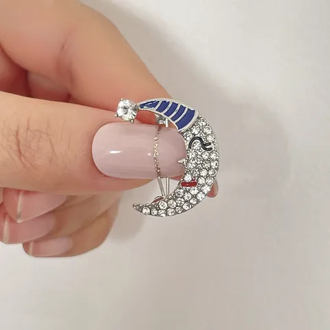 Cartoon Smiling Moon Brooch Rhinestone Enamel Pin For Women Fashion Alloy Anti-Exposure Clothing Accessories Jewelry Gift