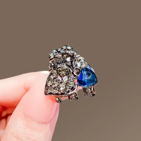 Minimalistische Haarkralle Mini Zinklegierung Für Damen Dunkelblau Strass Schleife Kirsche Herz Haarschmuck Dekor