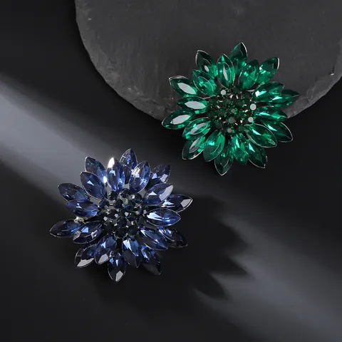 Vintage Blumen Brosche Für Damen Zinklegierung Grün Blau Strass Eingelegt Sonnenblume Korsage Pin Für Hochzeit Party