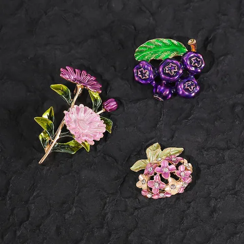 Vintage Chinese Style Enamel Flower Brooch Zinc Alloy Rhinestone Plant Pin For Women Cheongsam Dress Accessories