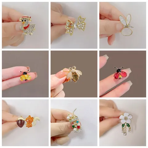 Cartoon Bee Duck Animal Brooches For Women Alloy Rhinestone Enamel Pins For Bag Hat Suit Clothing Accessory Jewelry