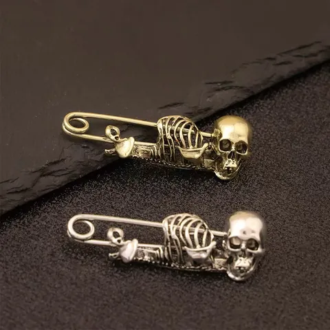 Halloween Gothique Punk Tête de Mort Fantôme Citrouille Alliage Broche Badge Vintage Style Sombre Vêtements Accessoires Épingle Bijoux