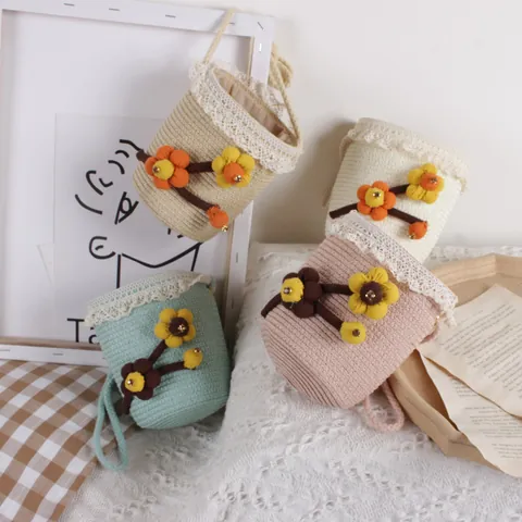 Kids Straw Woven Bucket Crossbody Bag For Girls With Lace Trim And Fabric Flower Decoration Cute Baby Shoulder Bag For Outing