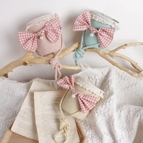 Bolso Bombonera de Paja de Papel Tejido para Niñas Con Lazo de Celosía Ribete de Encaje Decoración de Perlas Bolso Bandolera