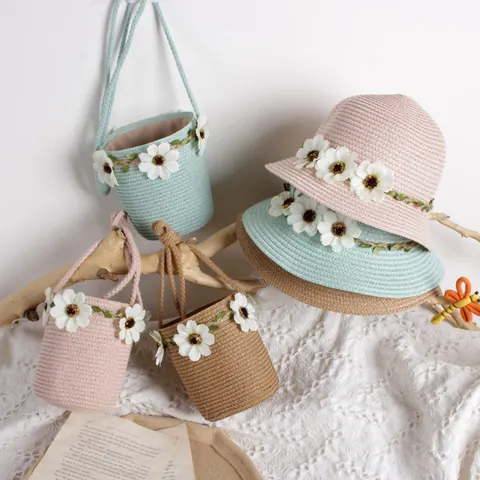 Kids Paper Straw Hat And Crossbody Bag Daisy Flower Vine Woven Sun Hat Mini Bucket Bag For Girls Summer Beach Outing