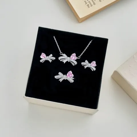 S925 Sterlingsilber Schmuckset Schleife Herz Zirkonia Eingelegt Halskette Ring Ohrstecker Für Damen Elegante Mode Accessoires