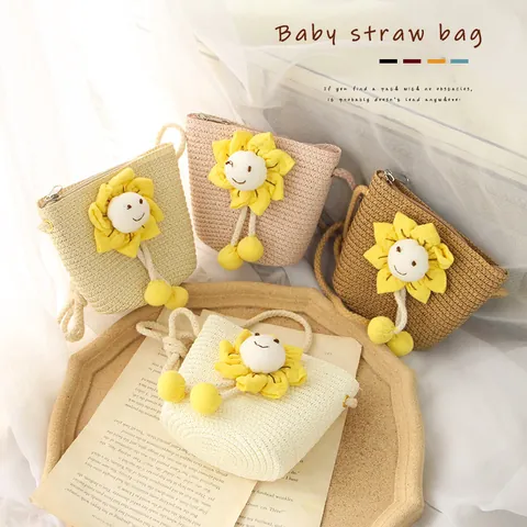Kids Handmade Straw Crossbody Bag Sunflower Smiley Face Mini Coin Purse Woven Shoulder Bag For Girls Princess Summer Bag