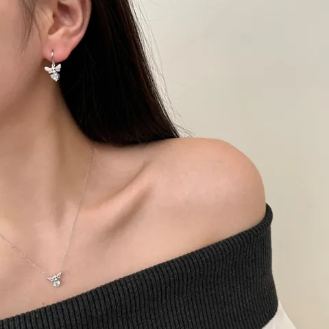 S925 Sterlingsilber Schmuckset Glühwürmchen Form Herz Zirkonia Anhänger Halskette Eingelegte Ohrstecker Für Damen Edler Schmuck